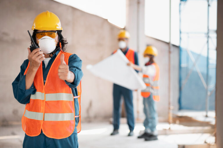 Como Treinar Funcionários na Utilização Eficiente de EPIs em Obras?